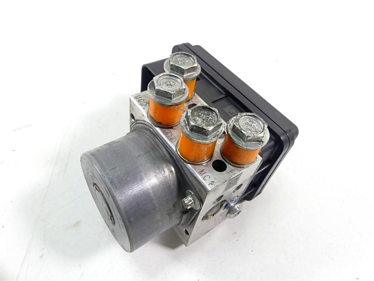 2017 Harley XL1200 CX Sportster Roadster Abs Brake Pump Module Unit 41100043C {{ shop.shopifyCountryName }} - Mototech271