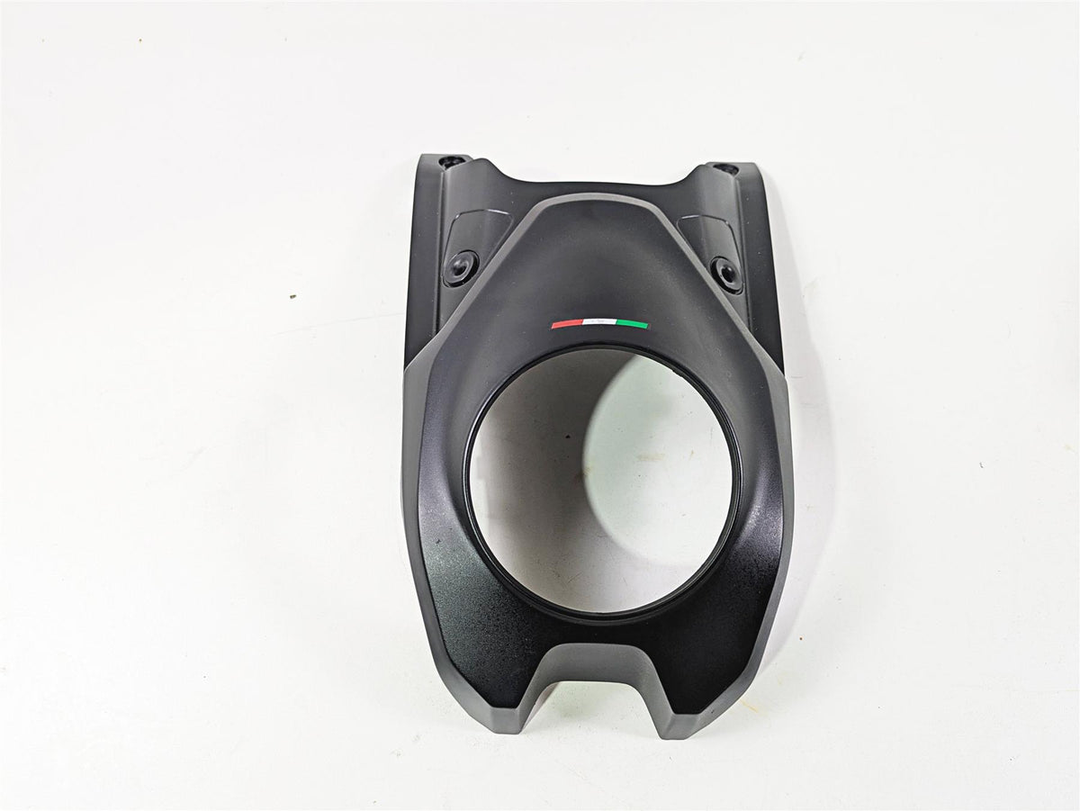 2022 Ducati Hypermotard 950 Center Tank Fairing Cover 48019421A {{ shop.shopifyCountryName }} - Mototech271