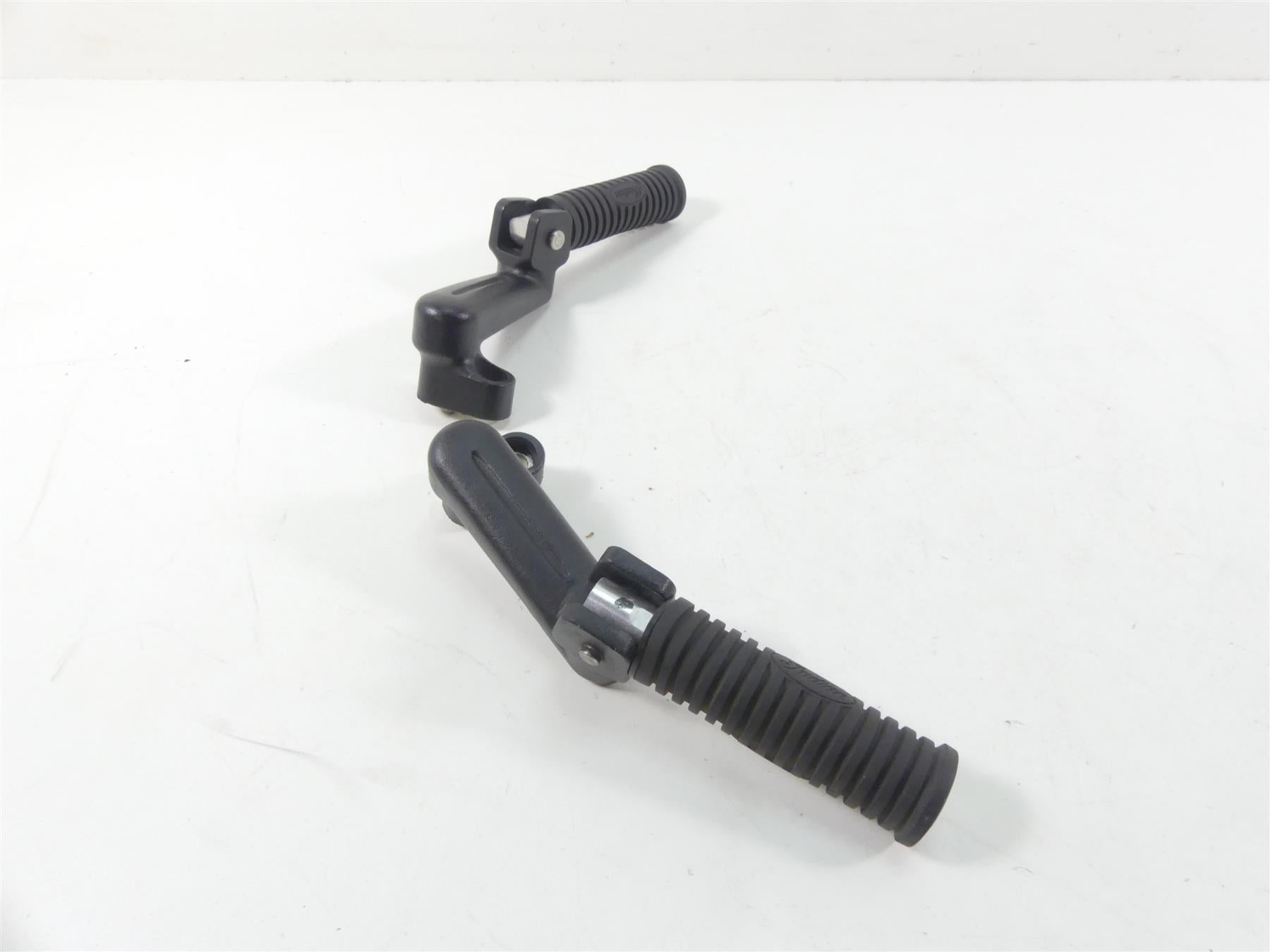 2016 Indian Chieftain Dark Horse Rear Passenger Foot Peg Footpeg Set 5140869 {{ shop.shopifyCountryName }} - Mototech271