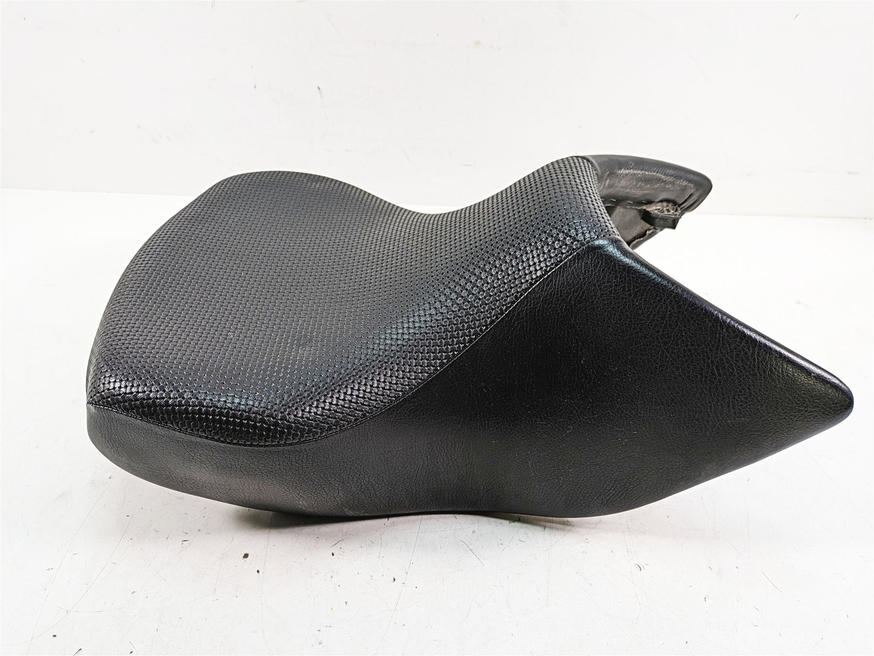 2007 BMW R1200GS K255 Adv Bill Mayer High Front Rear Seat Saddle Set 52537667720 {{ shop.shopifyCountryName }} - Mototech271