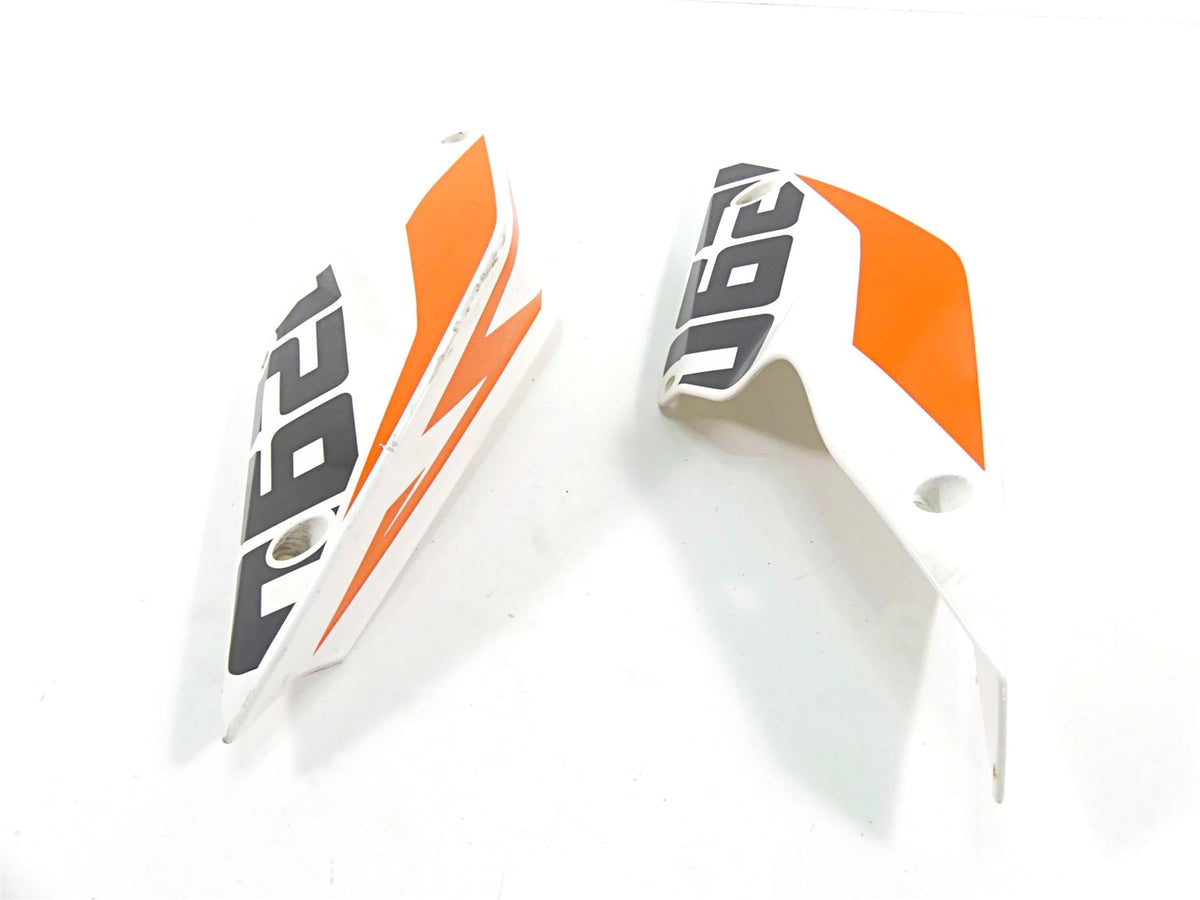 2016 KTM 1290 Super Duke R Rear Side Fairing Cover Set 61308041000 61308042000 {{ shop.shopifyCountryName }} - Mototech271
