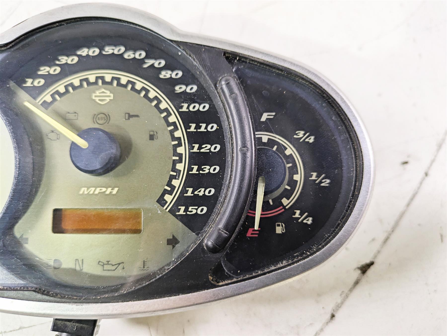 2012 Harley VRSCF Muscle V Rod Gauges Speedometer Instrument - 42k 71962-09A {{ shop.shopifyCountryName }} - Mototech271