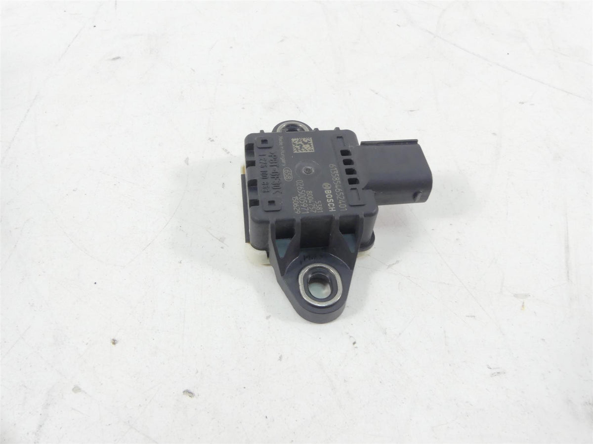 2016 BMW R1200RS K54 Bosch Speed Sensor Module 61358546524 {{ shop.shopifyCountryName }} - Mototech271