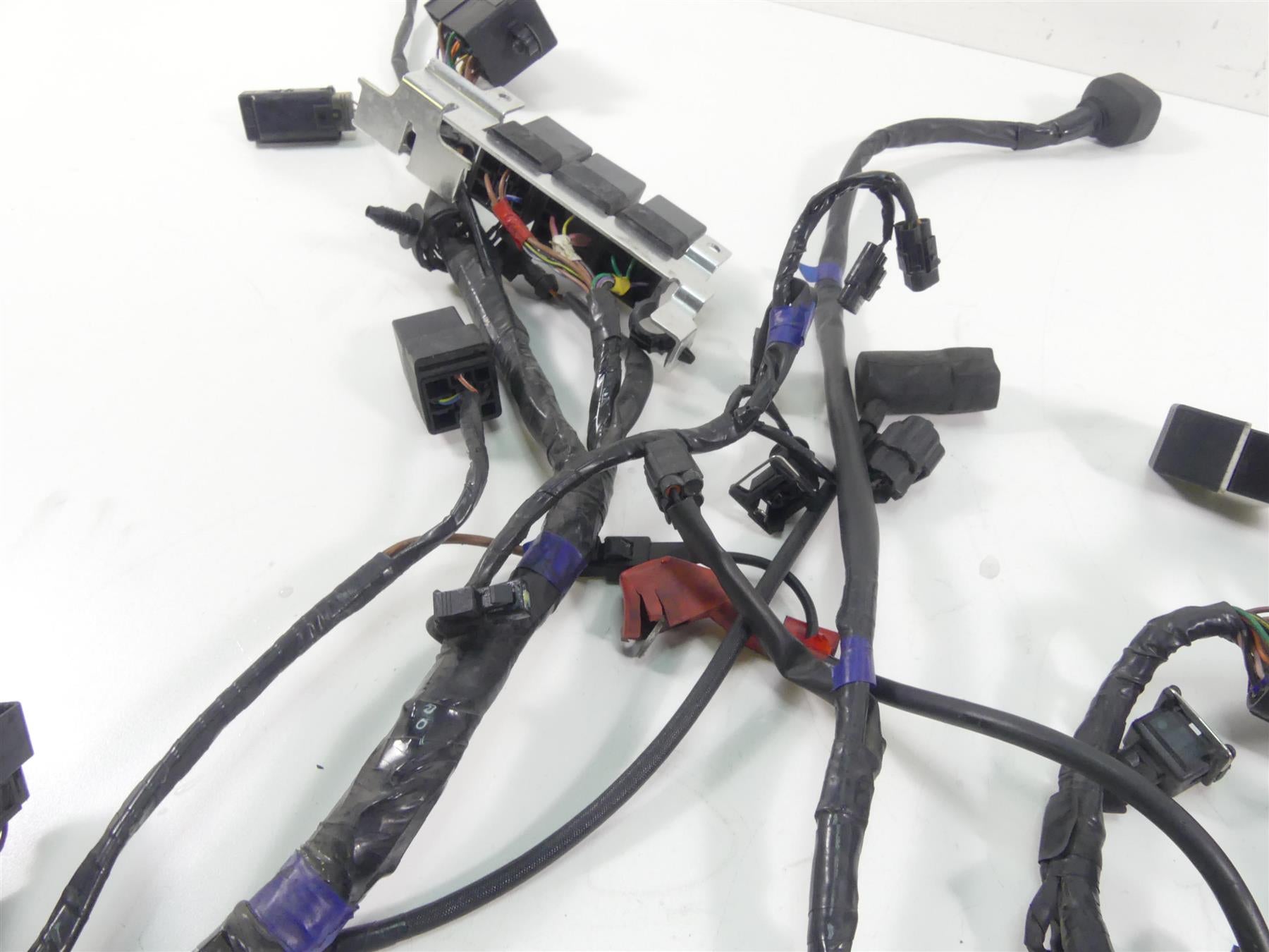 2013 Triumph Rocket 3 Touring Wiring Harness Loom Relay Set T2502404 {{ shop.shopifyCountryName }} - Mototech271