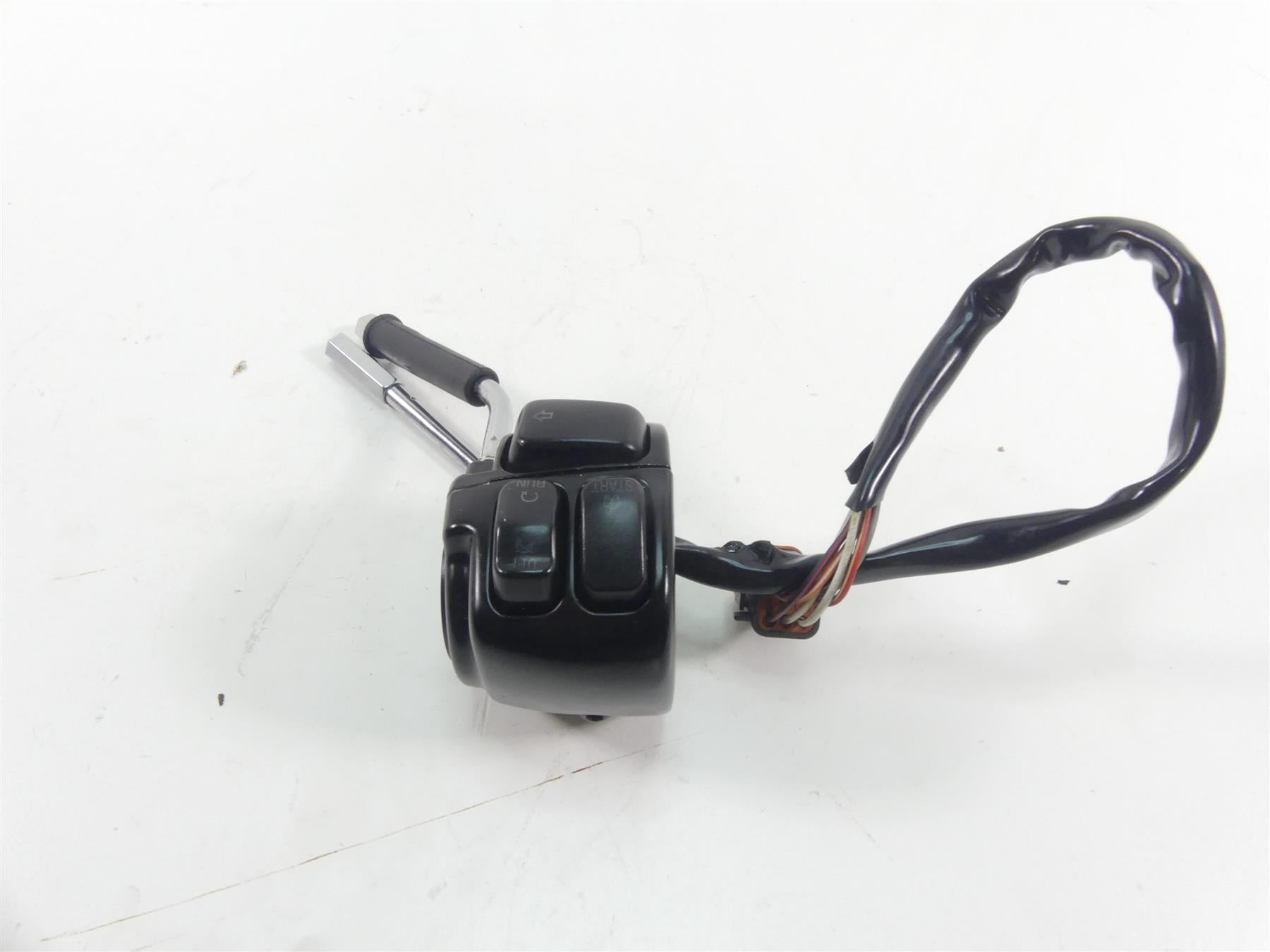 2003 Harley Sportster XL1200 C 100th Anniv Right Hand Control Switch 71684-06A {{ shop.shopifyCountryName }} - Mototech271
