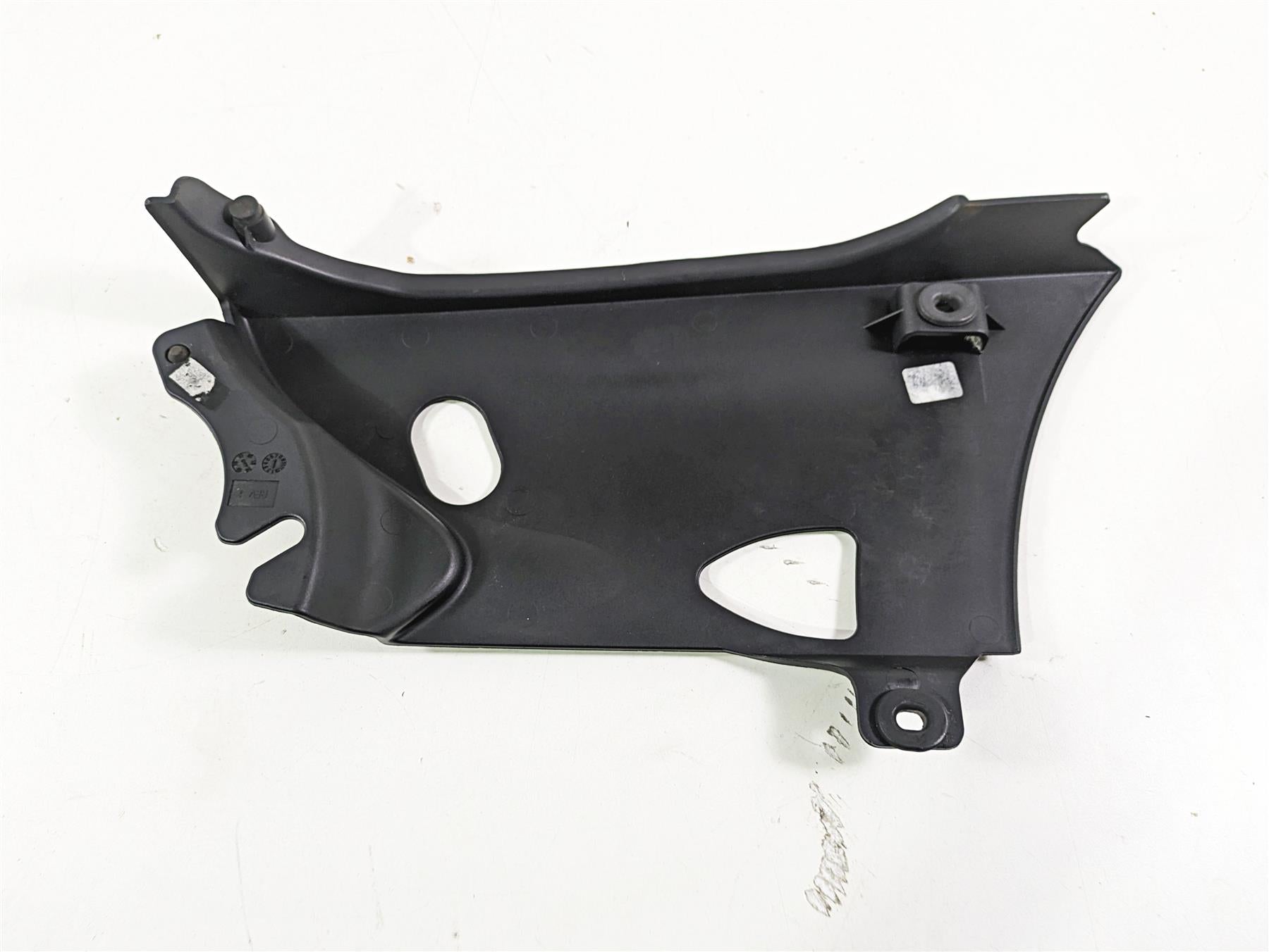 2018 Indian Chieftain Dark Horse Right Lower Side Cover Fairing 5450418 5456034 {{ shop.shopifyCountryName }} - Mototech271