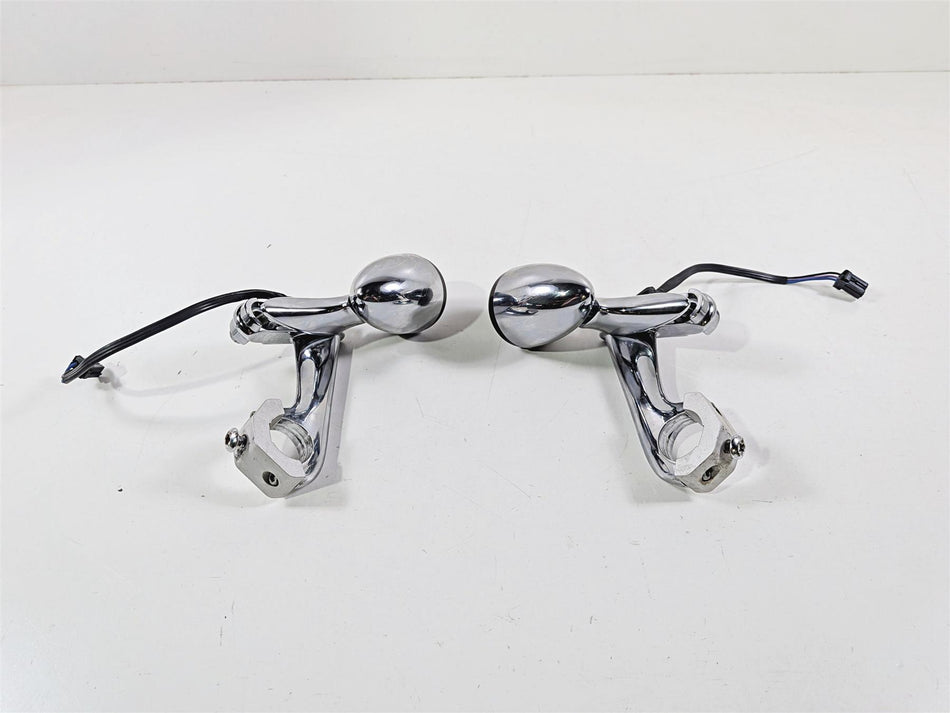 2004 Harley Touring FLTRI Road Glide Front Blinker Turn Signal & Mount 69550-04-Mototech271