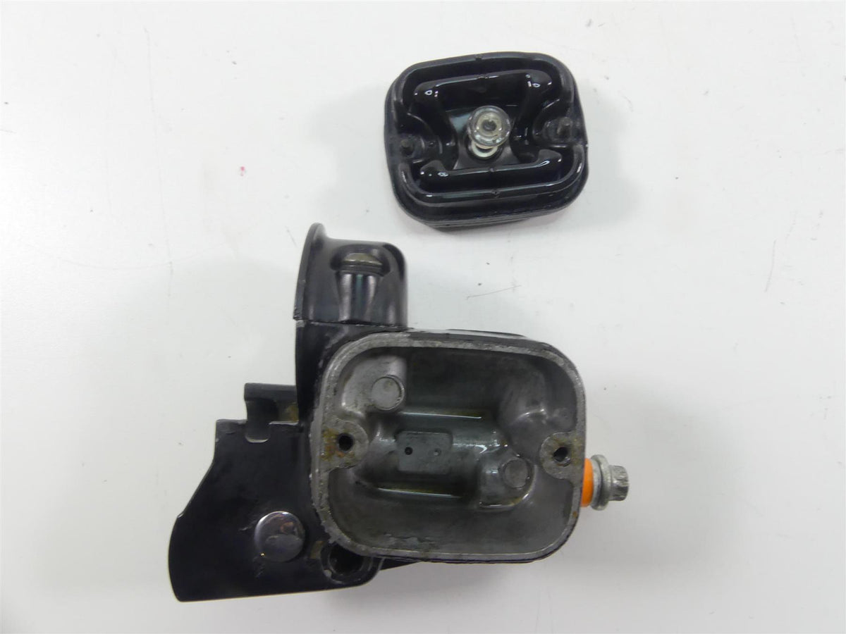 2005 Harley Touring FLHRSI Road King Front Brake Master Cylinder 11/16" 41700738 {{ shop.shopifyCountryName }} - Mototech271