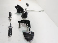 Load image into Gallery viewer, 2000 Harley FXSTS Softail Springer Front Rear Footpeg &amp; Shifter Set 33683-00
