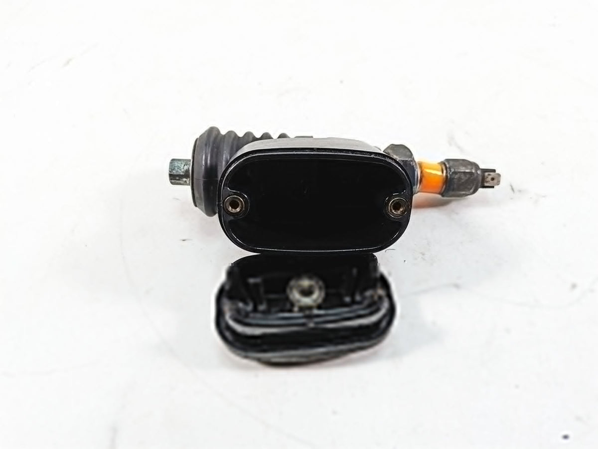 2009 Harley FXDC Dyna Super Glide Custom Rear Brake Master Cylinder 42474-06C {{ shop.shopifyCountryName }} - Mototech271
