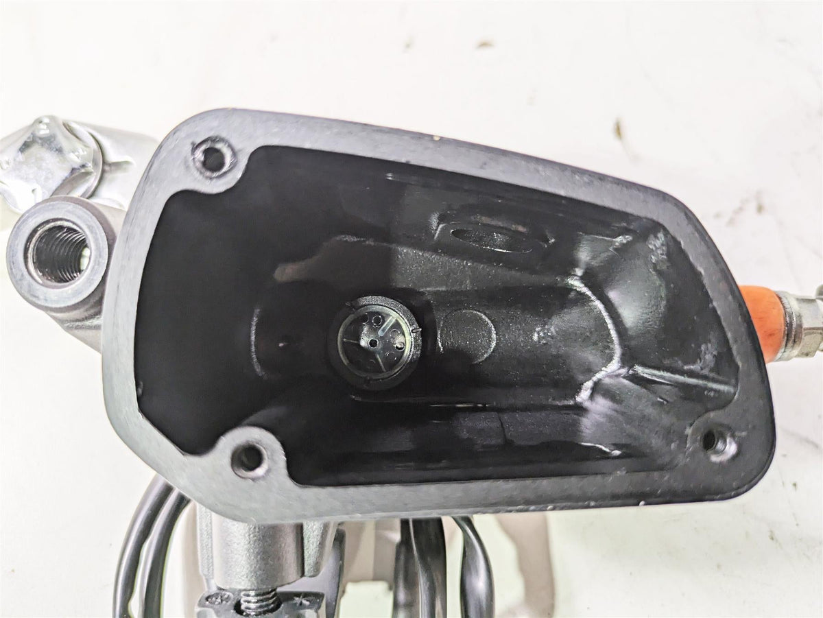 2014 Moto Guzzi California 1400 Touring Clutch Master Cylinder 887550 {{ shop.shopifyCountryName }} - Mototech271