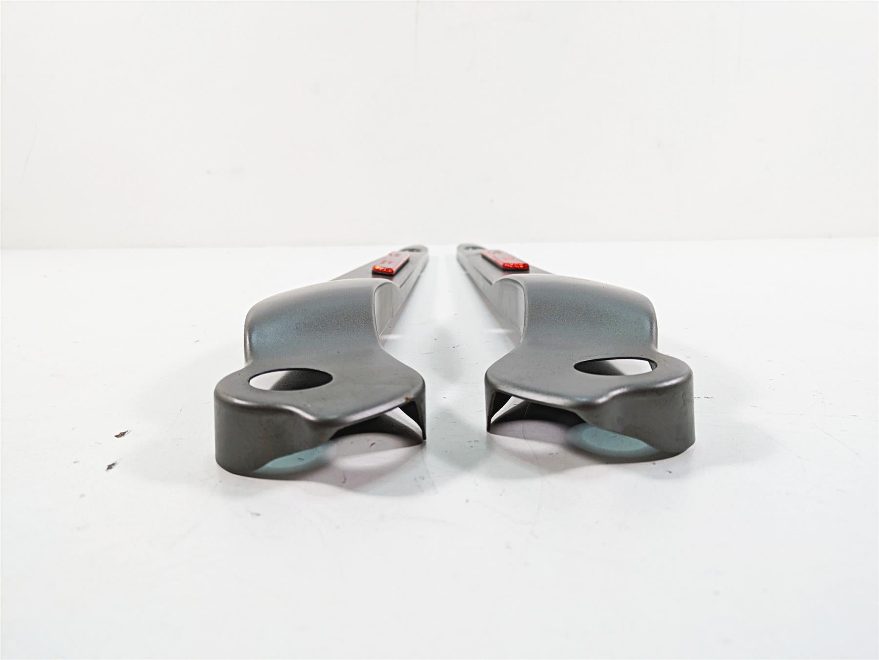 2009 Harley Dyna FXDFSE CVO Fat Bob Rear Granite Fender Struts Braces 59281-09 {{ shop.shopifyCountryName }} - Mototech271