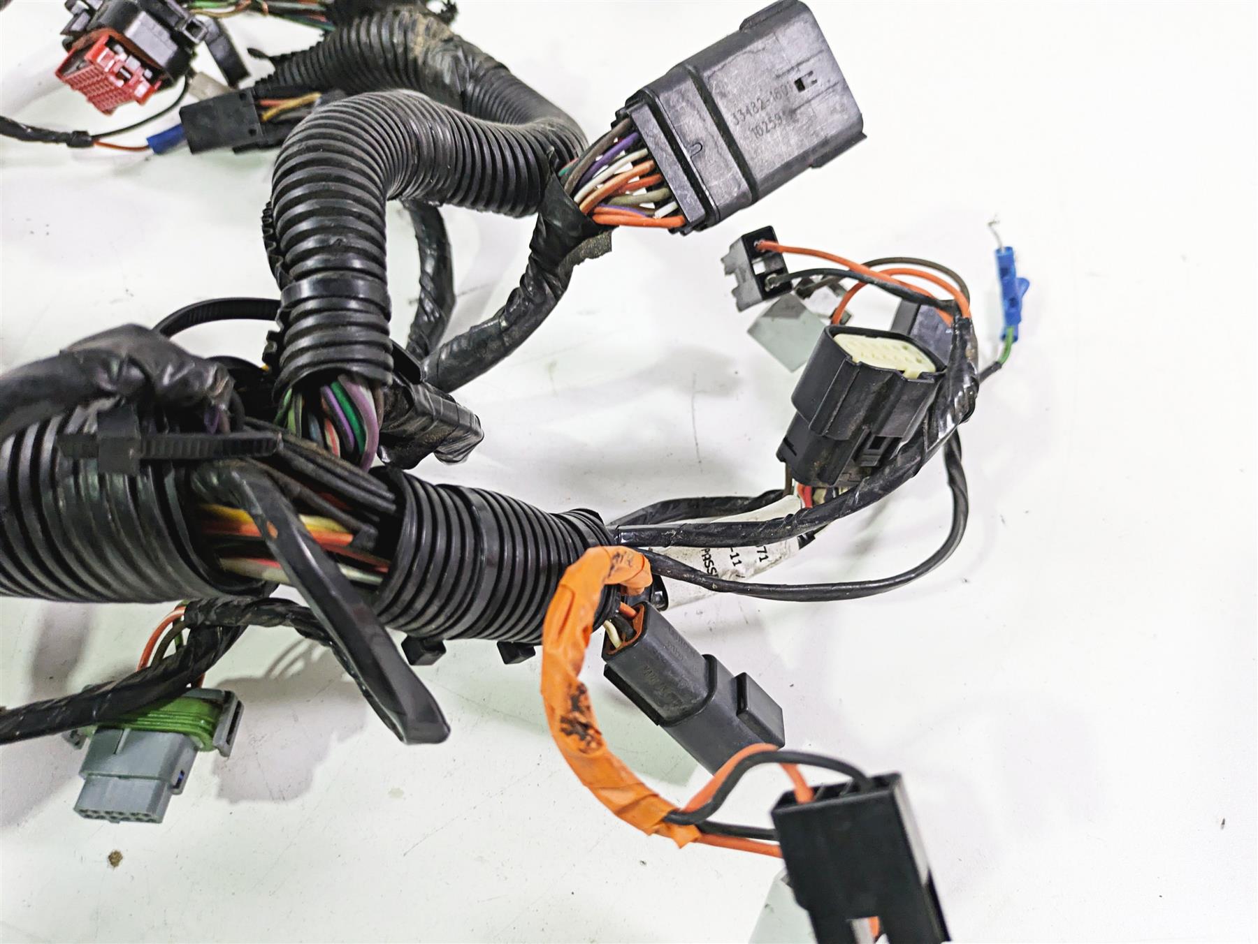 2011 Harley Touring FLHTCUSE CVO E-Glide Front Fairing Wiring Harness READ 69200071 {{ shop.shopifyCountryName }} - Mototech271