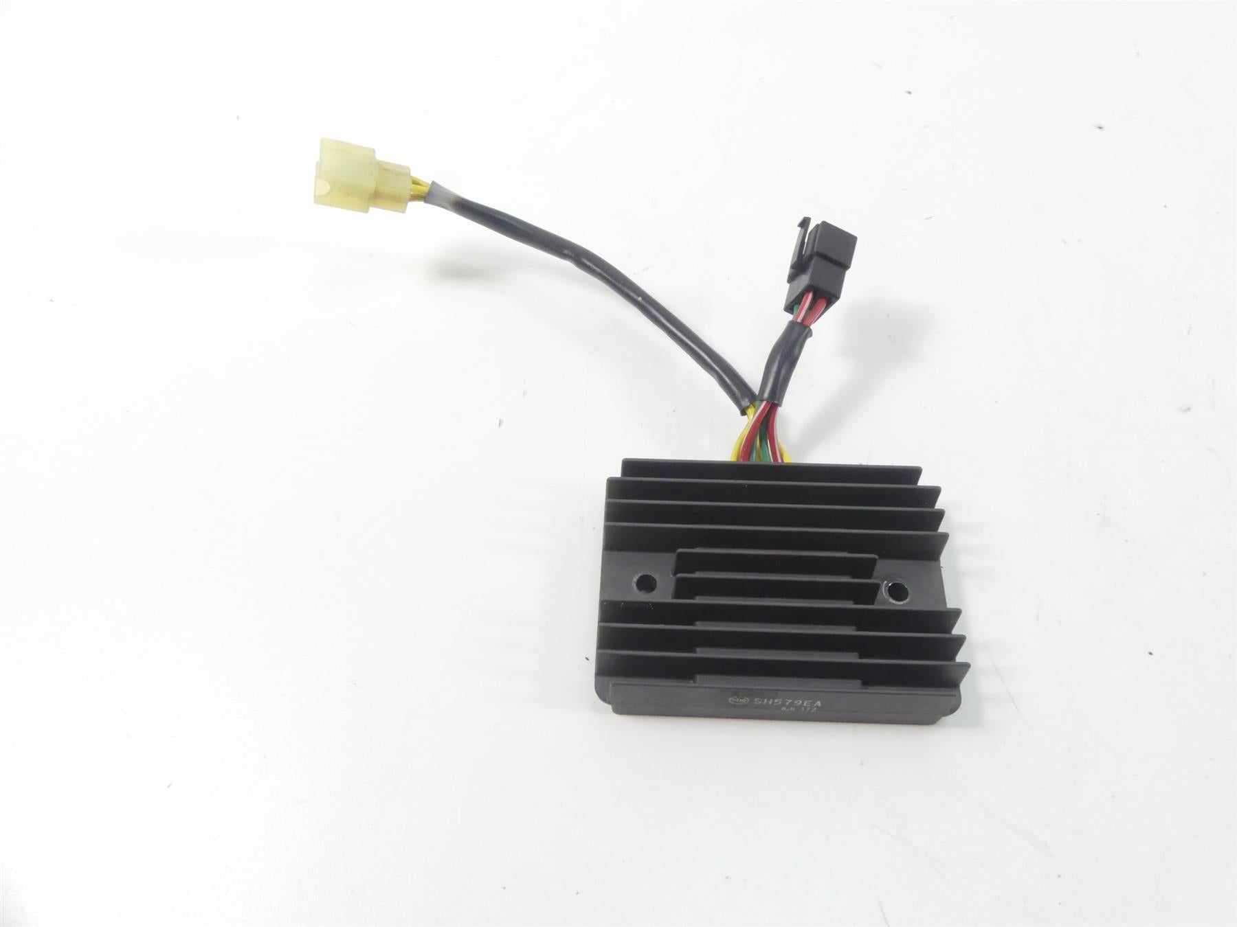 2008 Ducati 1098 S Rectifier Voltage Regulator 54040191A SH579EA {{ shop.shopifyCountryName }} - Mototech271