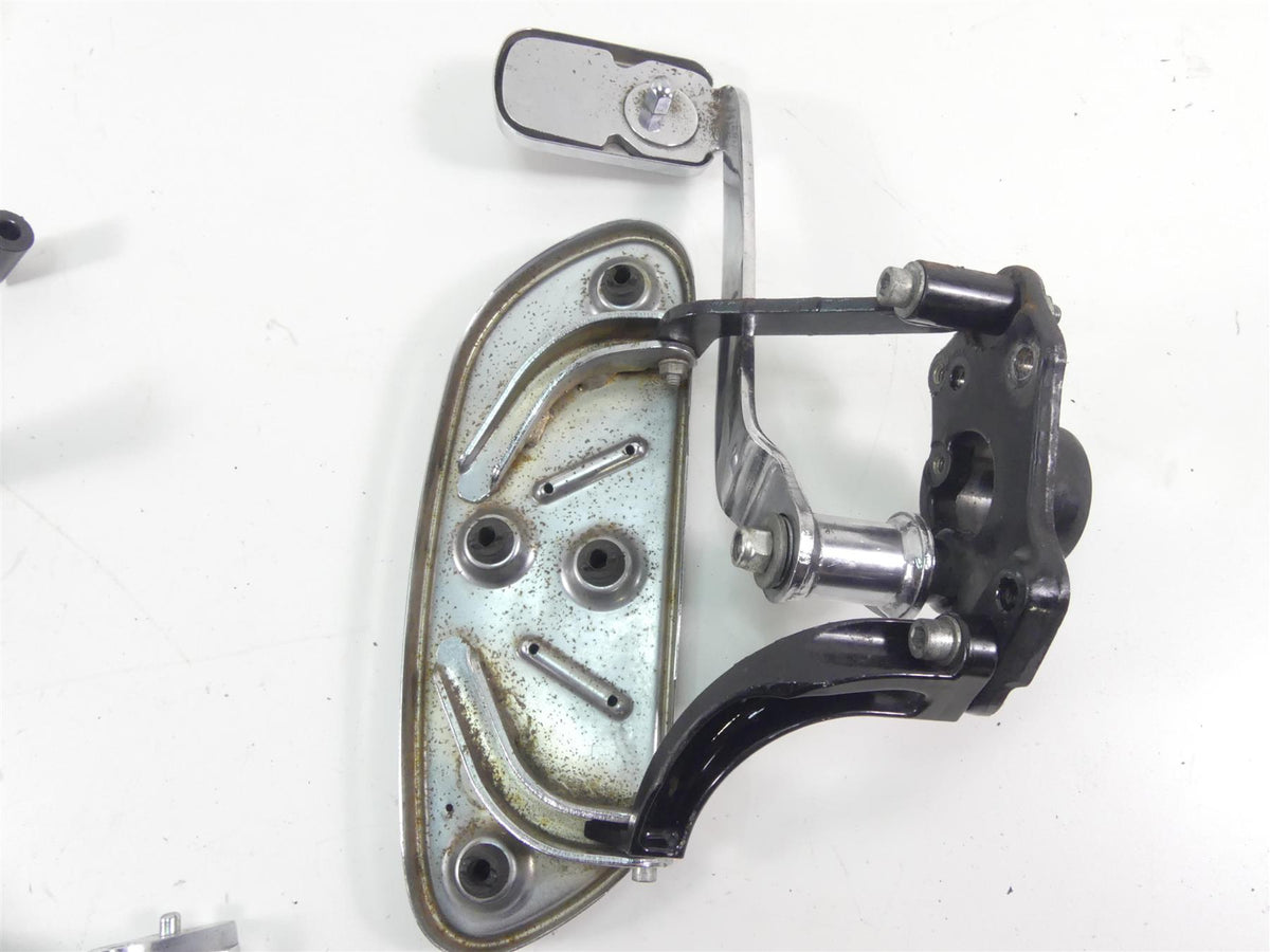 2013 Harley Touring FLTRX Road Glide Front Floorboards & Rear Footpegs 50518-09 {{ shop.shopifyCountryName }} - Mototech271