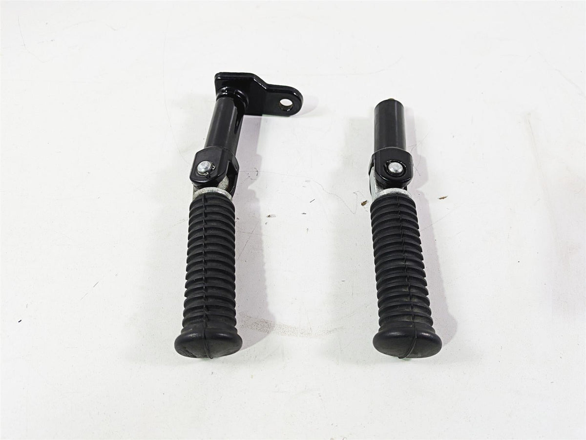 2014 Harley FLS Softail Slim Rear Passenger Footpeg Set 50932-08 {{ shop.shopifyCountryName }} - Mototech271