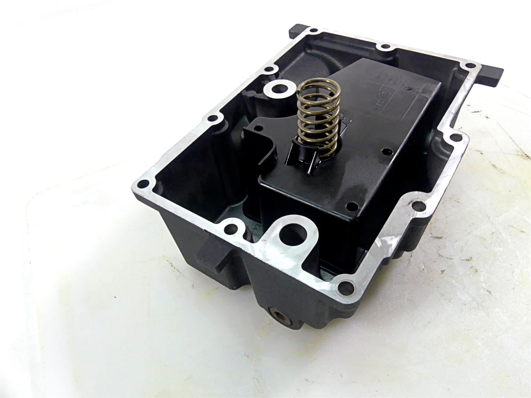2014 Harley FXDL Dyna Low Rider Transmission Oil Pan Bottom Cover 26071-02 {{ shop.shopifyCountryName }} - Mototech271