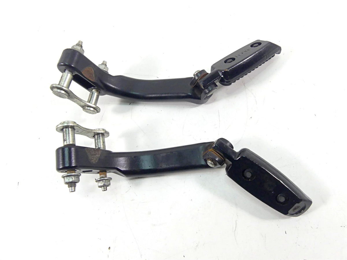 2015 Harley VRSCF Muscle V-Rod Rear Passenger Footpeg Set 50822-09 50826-09 {{ shop.shopifyCountryName }} - Mototech271