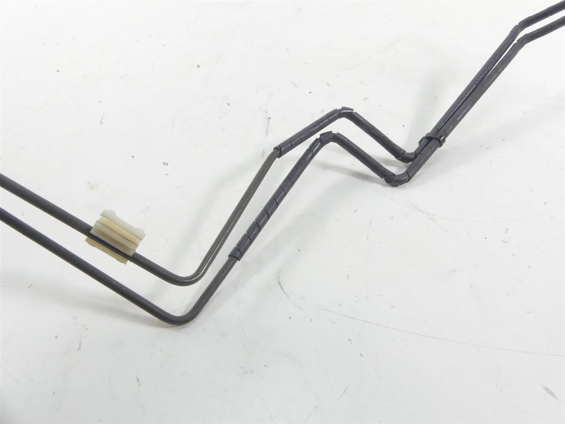2001 BMW R1150 GS R21 Rear Abs Brake Line Hose Set 34327651363 {{ shop.shopifyCountryName }} - Mototech271