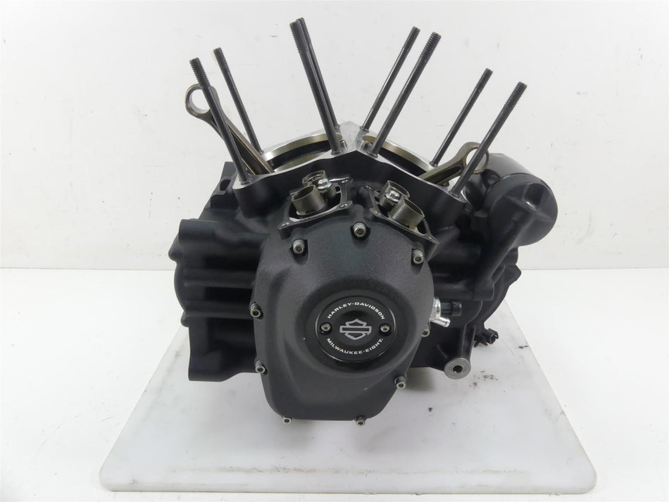 2021 Harley Softail FXBBS Street Bob Crankcase Flywheeel M8 114 Set 7k 24400188 {{ shop.shopifyCountryName }} - Mototech271