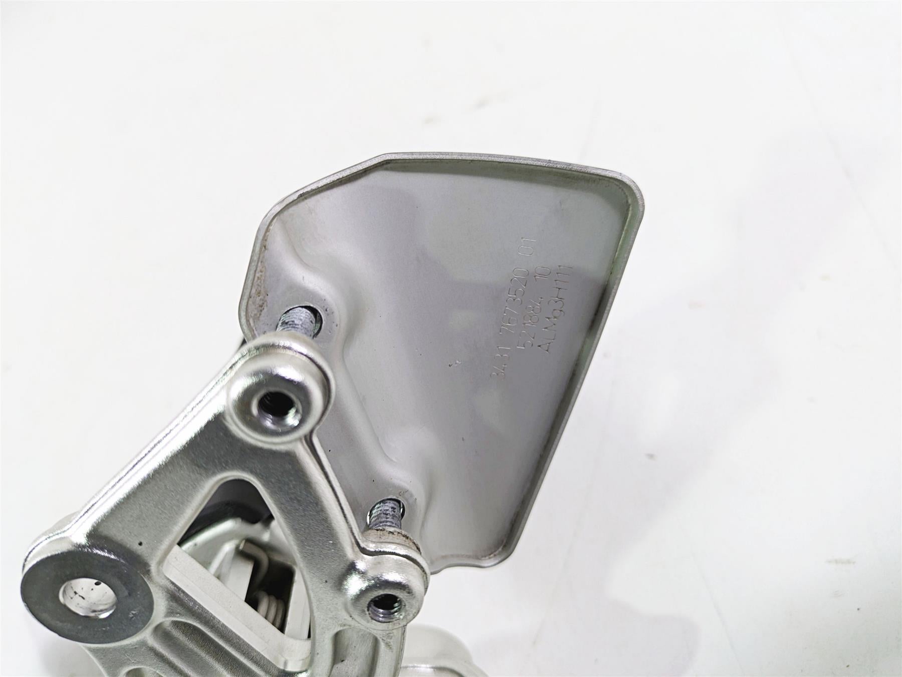 2012 BMW R1200R K27 Right Rider Footpeg & Brake Pedal 46717671078 35217728911 {{ shop.shopifyCountryName }} - Mototech271