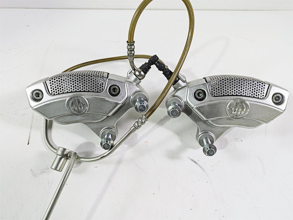 2006 Harley VRSCR Street V-Rod Front Brake Caliper Set Silver 44505-06A 44506-06 {{ shop.shopifyCountryName }} - Mototech271
