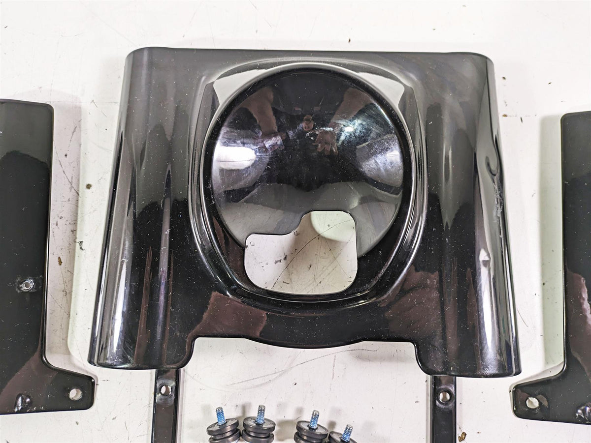 2019 Harley FLHCS Softail Heritage Upper Fork Headlight Cover Trim Set 61400458 {{ shop.shopifyCountryName }} - Mototech271