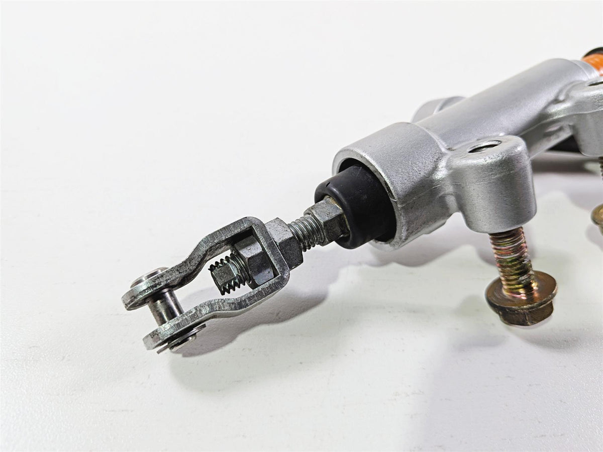 2013 Victory Vision Tour Rear Brake Master Cylinder Tested 11/16 1911507 1911294 {{ shop.shopifyCountryName }} - Mototech271