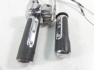 2007 Harley Touring FLHR SE CVO Road King Right Start Control Switch 71684-06A