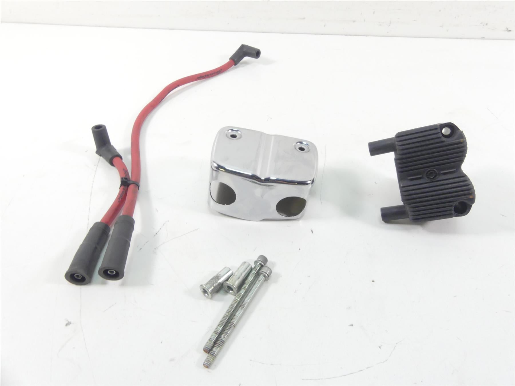 2009 Harley FXDL Dyna Low Rider Ignition Coil Wires & Plugs 31743-01