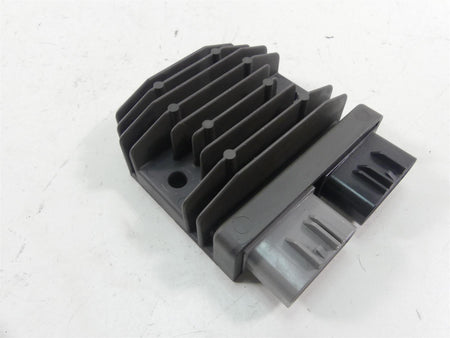2017 Triumph Thruxton 1200 R Rectifier Voltage Regulator FH020AA T1300679 {{ shop.shopifyCountryName }} - Mototech271