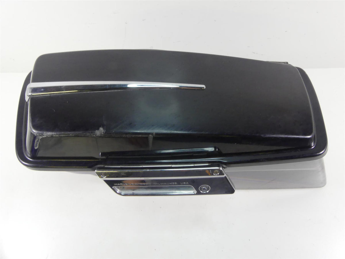 2004 Harley FLHTC SE CVO Electra Glide Left Saddlebag Saddle Bag 90904-04 {{ shop.shopifyCountryName }} - Mototech271