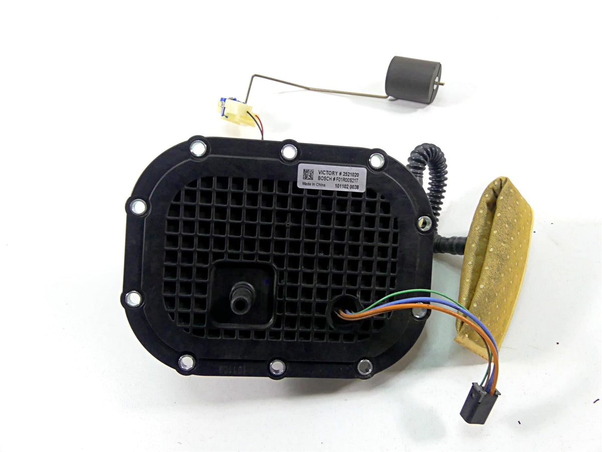 2011 Victory Cross Country Fuel Gas Petrol Pump - Tested 2521020 {{ shop.shopifyCountryName }} - Mototech271