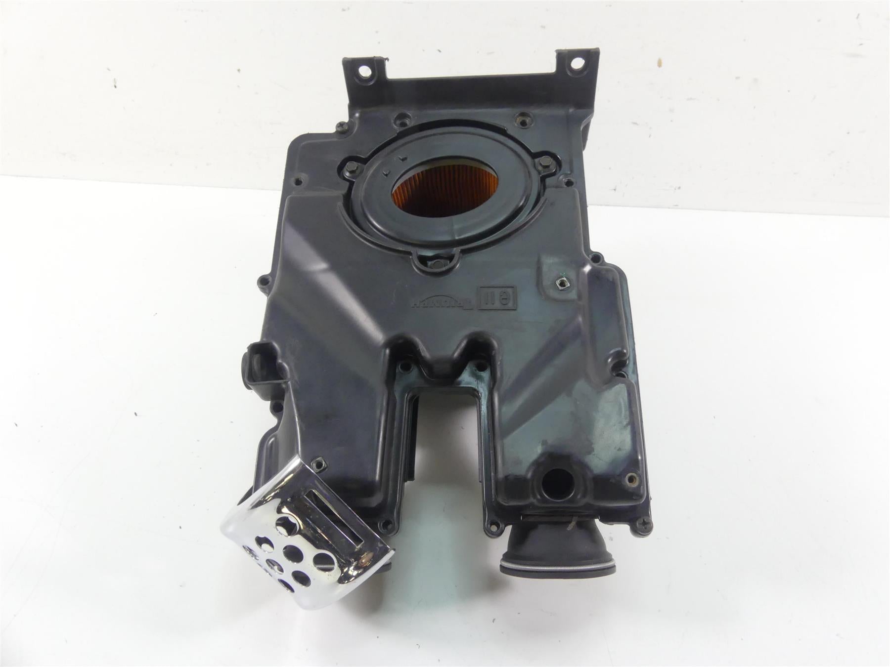 2002 Triumph Bonneville America Air Box Breather & Side Chrome Cover T2208760 {{ shop.shopifyCountryName }} - Mototech271