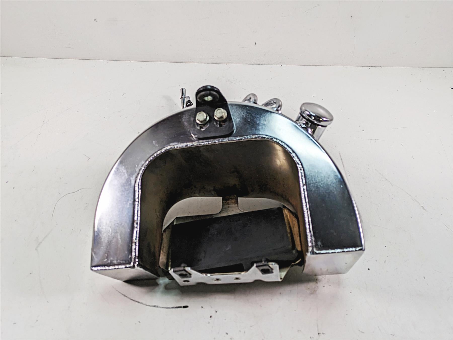 2006 Harley Softail FXSTSI Springer Chrome Oil Tank Reservoir 62498-00A {{ shop.shopifyCountryName }} - Mototech271