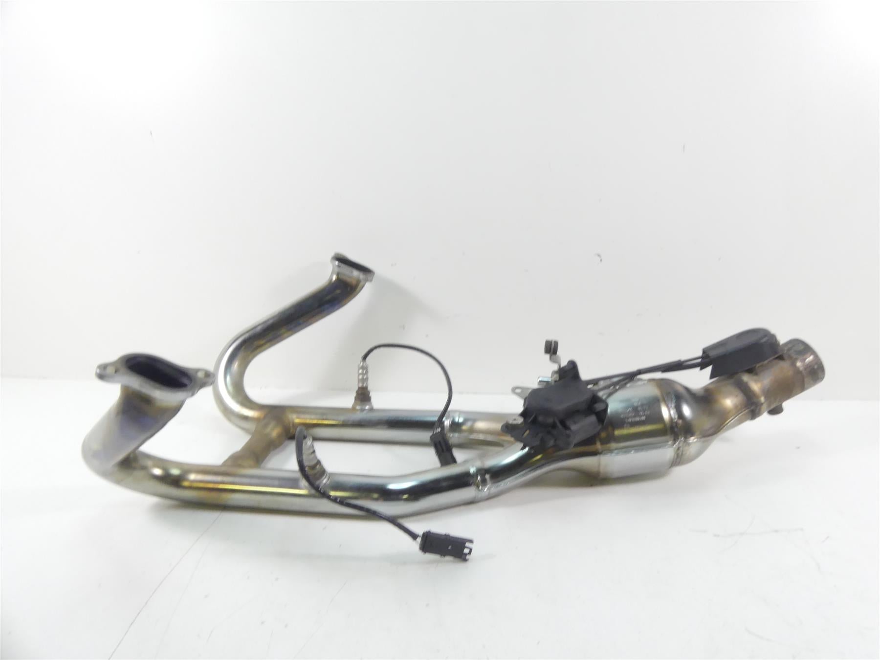 2017 BMW R1200RT K52 Exhaust Pipe Header & Servo Motor Actuator 18518562190 {{ shop.shopifyCountryName }} - Mototech271
