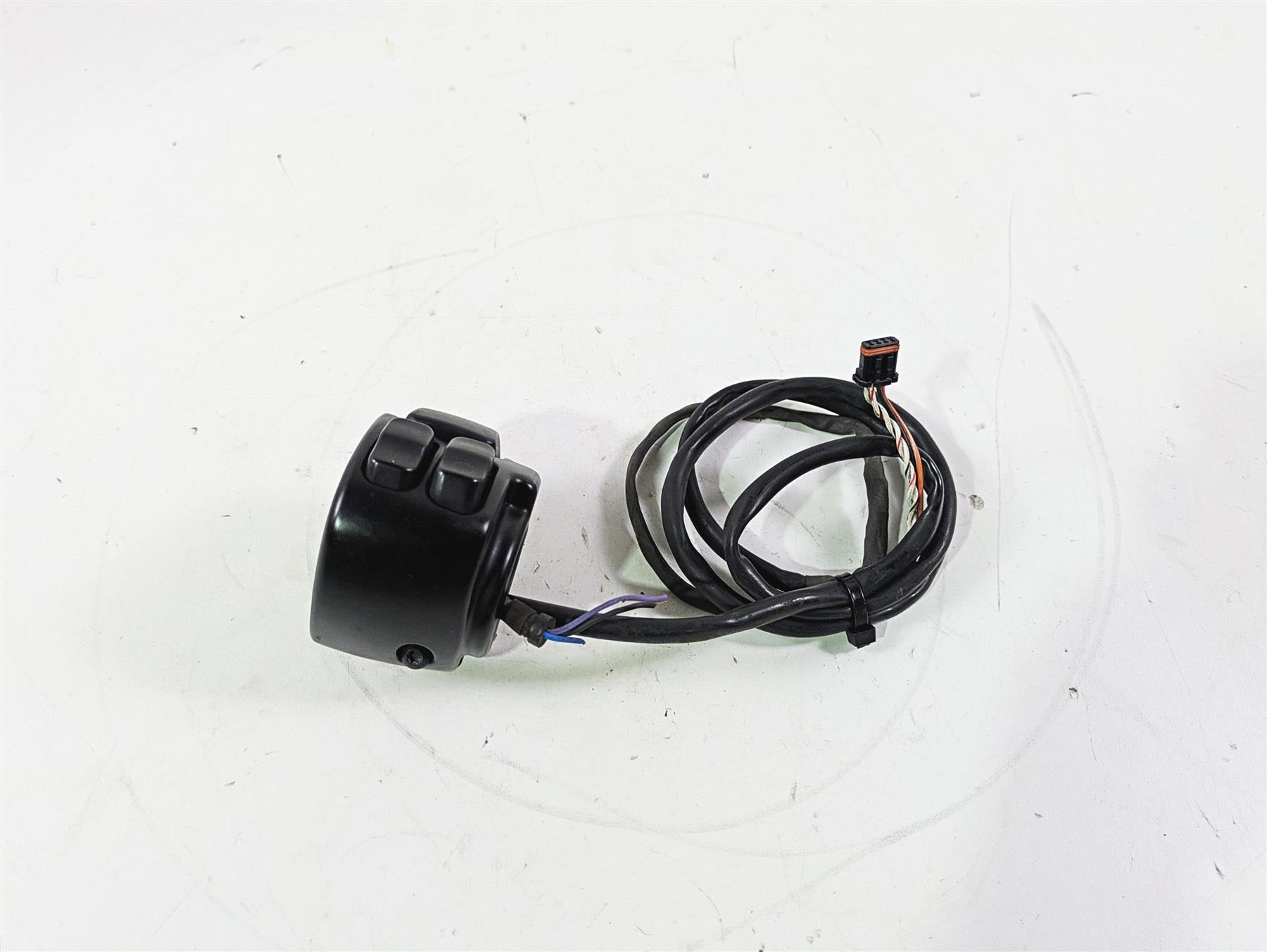 2016 Harley FXDWG Dyna Wide Glide Left Hand Control Switch - Read 71500372A {{ shop.shopifyCountryName }} - Mototech271