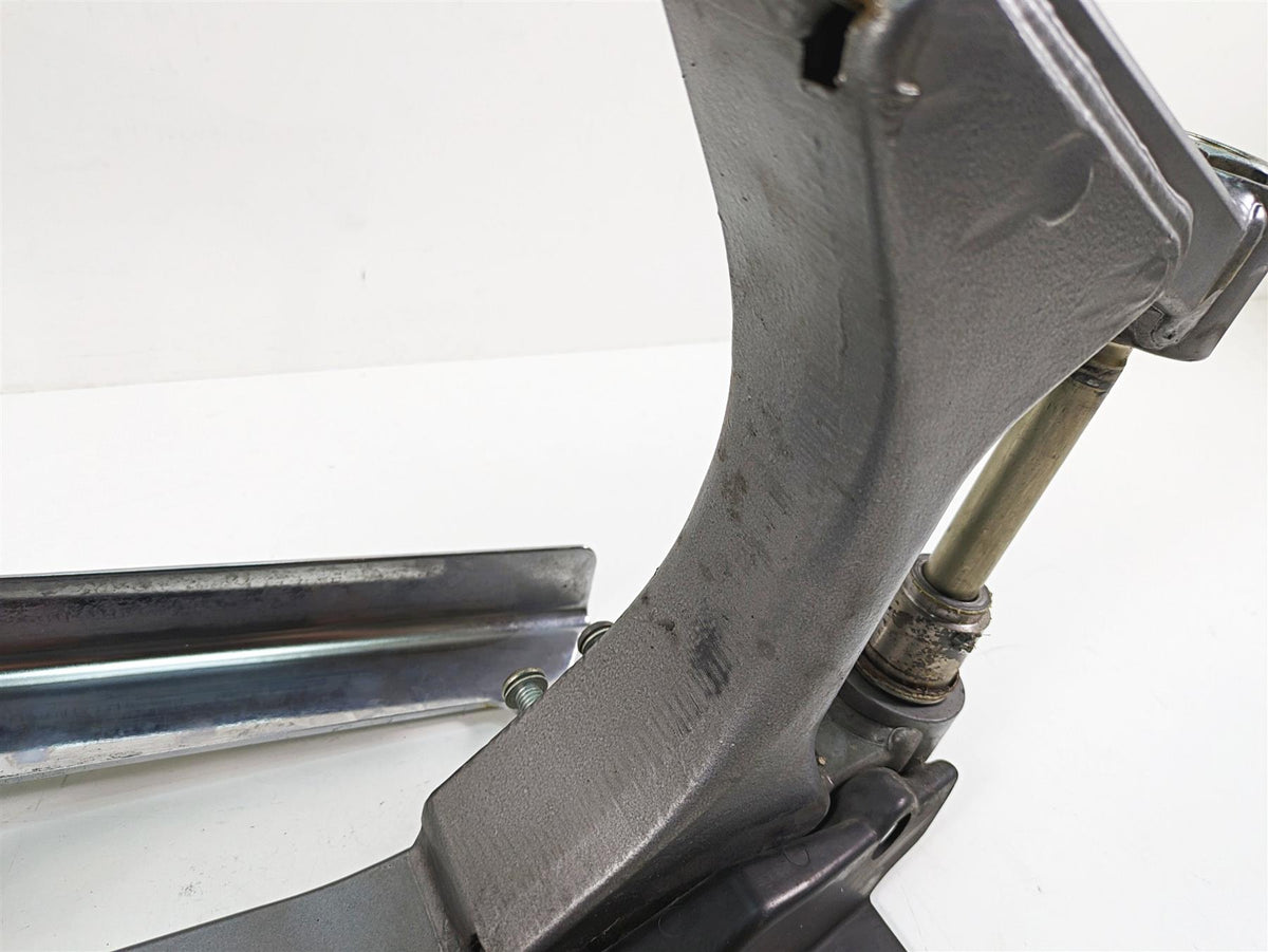 2009 Harley Dyna FXDFSE CVO Fat Bob Rear Swingarm Swing Arm + 1" Axle 48656-09B {{ shop.shopifyCountryName }} - Mototech271
