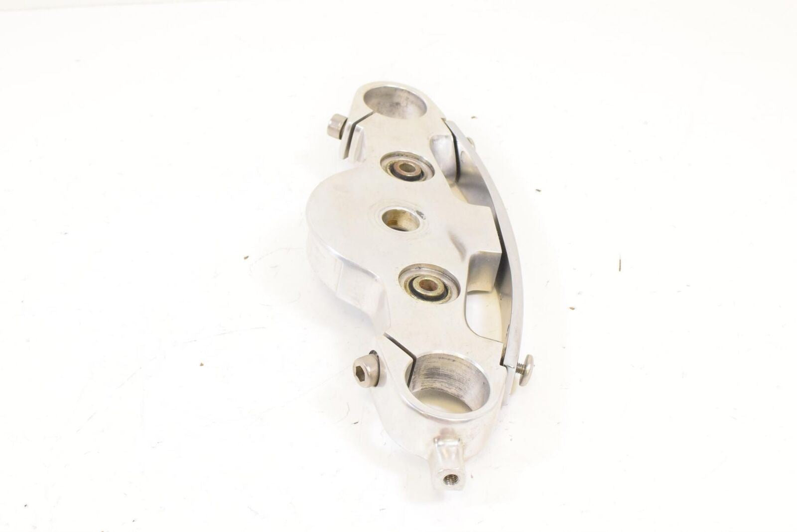 2011 Triumph Rocket 3 III Upper Triple Tree Steering Clamp T2049029 {{ shop.shopifyCountryName }} - Mototech271