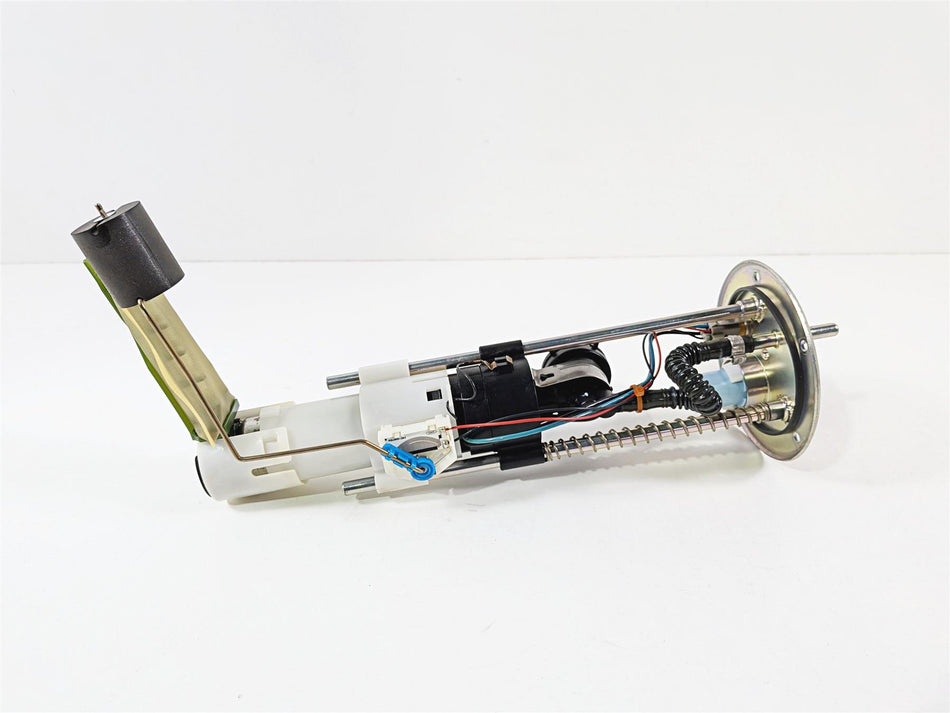 2013 Victory Vision Tour Fuel Gas Petrol Pump -Tested -Video 2521030 {{ shop.shopifyCountryName }} - Mototech271