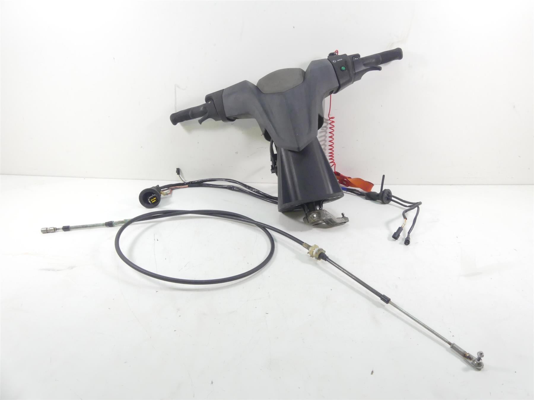 2017 Yamaha Waverunner VX 1050 CS Steering Handlebar + Switches F2X-61400-00-00 | Mototech271