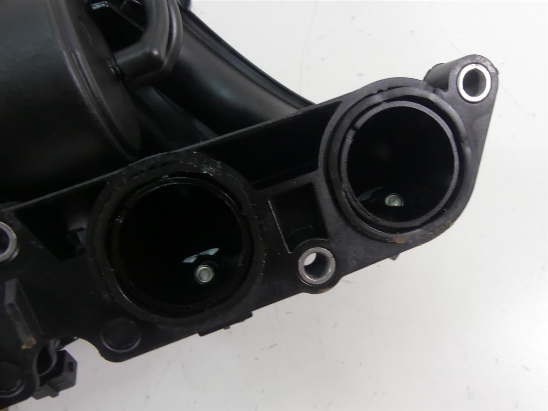 2015 BMW K1600GT K48 Engine Air Intake Manifold + Injectors Set 13717712328 {{ shop.shopifyCountryName }} - Mototech271