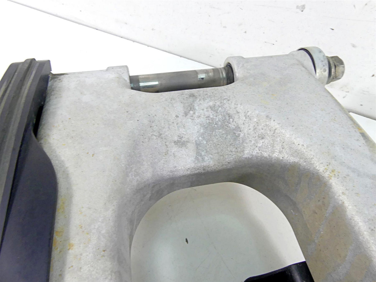 2017 Yamaha YFM Raptor 700R SE Rear Trailing Swing Arm & Axle 1S3-22110-00-00 {{ shop.shopifyCountryName }} - Mototech271