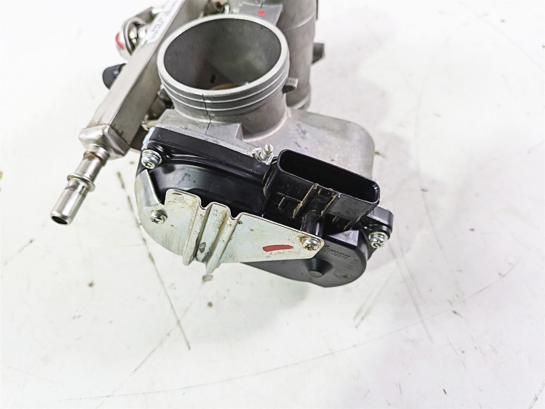 2022 Polaris RZR XP 4 1000 Premium Mikuni Throttle Body Fuel Injection 1205675 {{ shop.shopifyCountryName }} - Mototech271