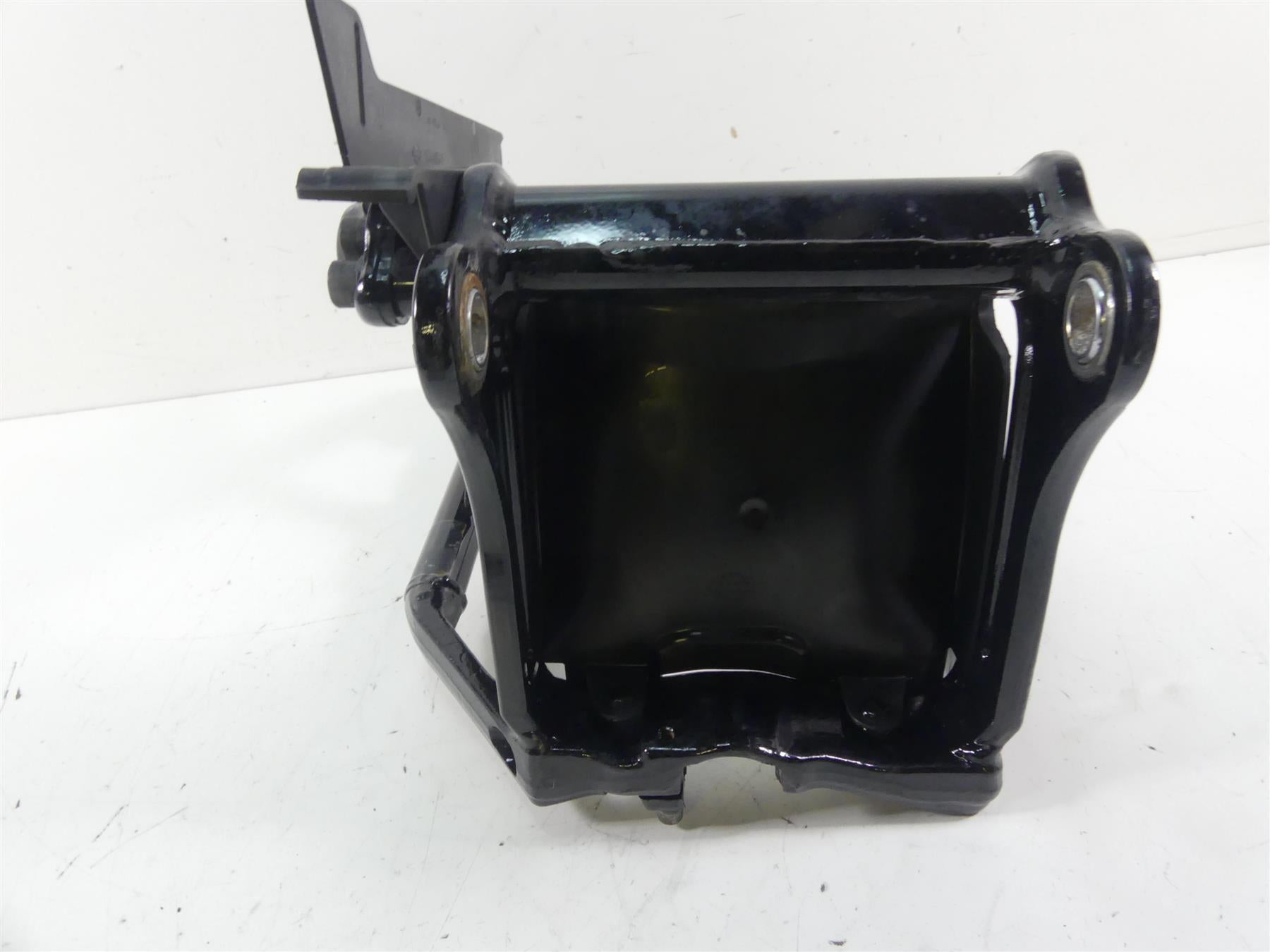 2019 Harley Softail FXBB Street Bob Rear Swingarm Swing Arm & 25mm Axle 47400062 {{ shop.shopifyCountryName }} - Mototech271