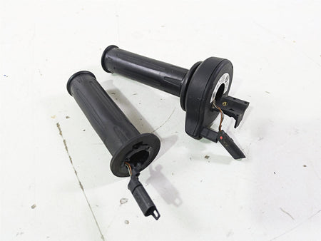 2015 BMW R1200GS Adv K51 Left Right Heated Hand Grip Set Cruise 61318552120 {{ shop.shopifyCountryName }} - Mototech271
