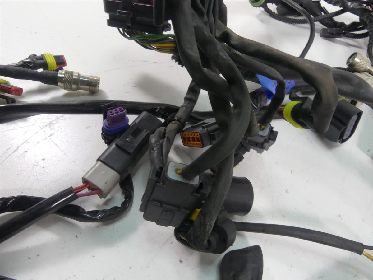 2012 Harley Touring FLHTK Electra Glide Main Wiring Harness Loom Abs 69200304 {{ shop.shopifyCountryName }} - Mototech271