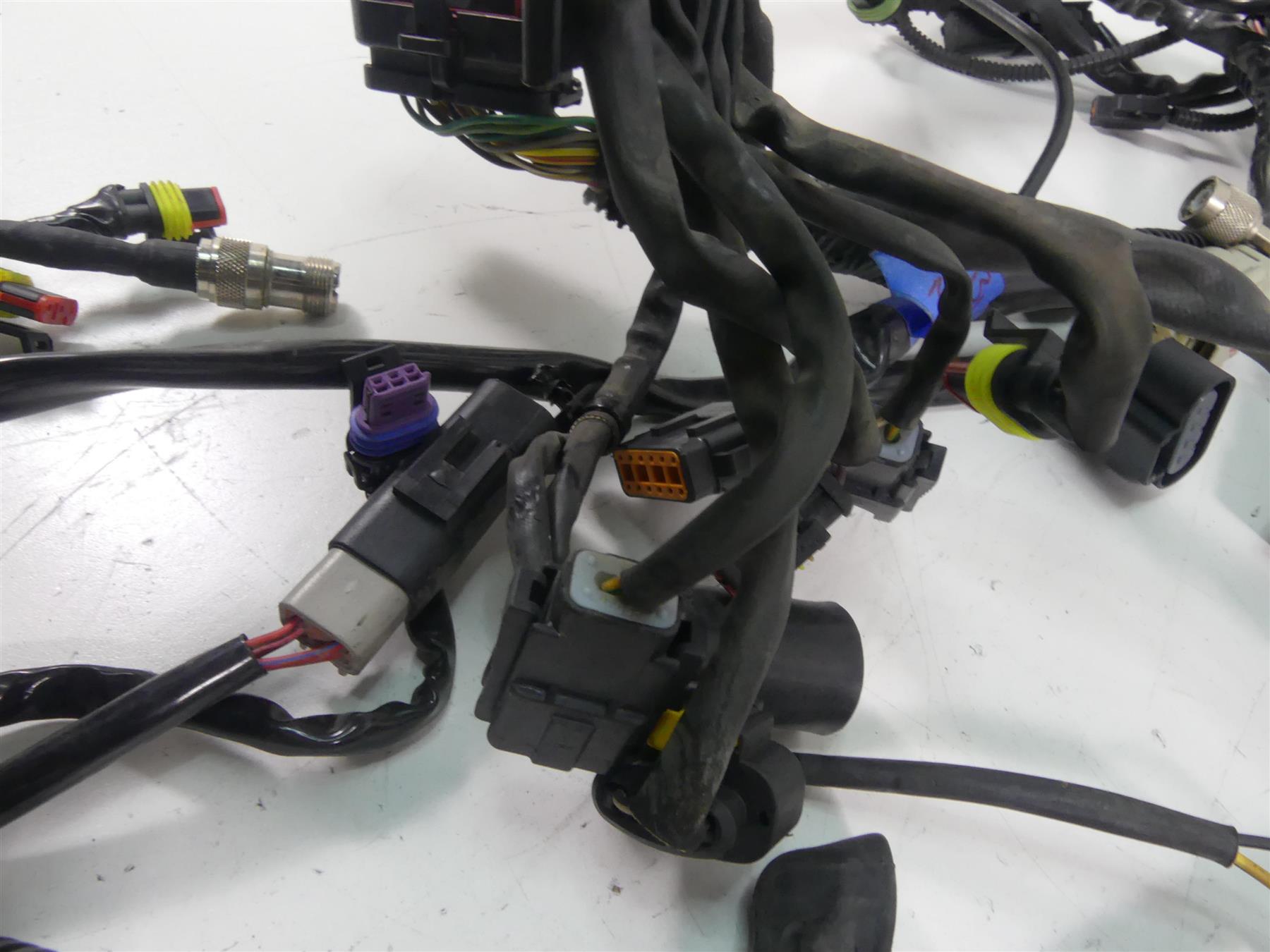 2012 Harley Touring FLHTK Electra Glide Main Wiring Harness Loom Abs 69200304 {{ shop.shopifyCountryName }} - Mototech271