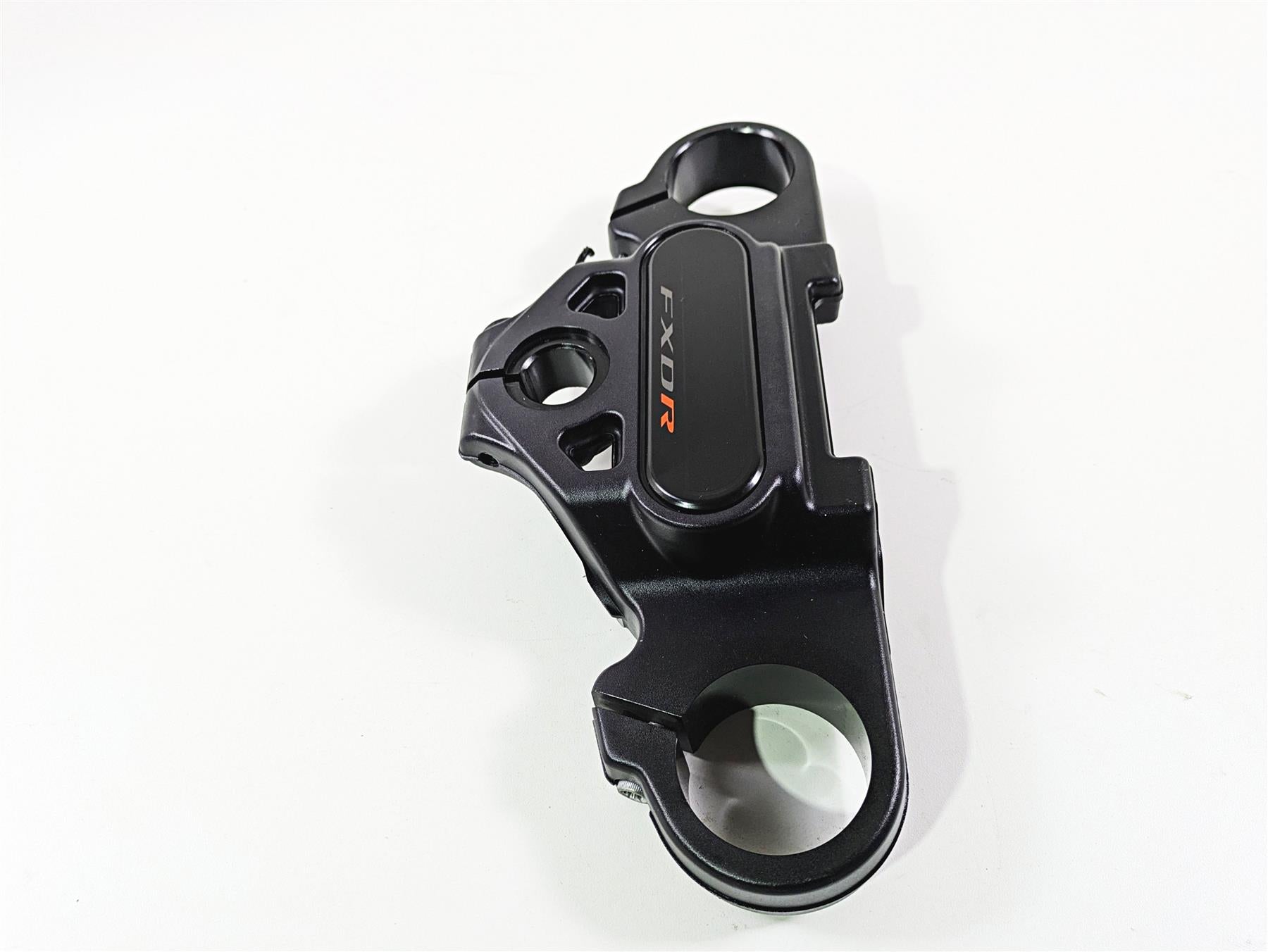 2019 Harley Softail FXDR 114 Upper Triple Tree Steering Clamp 45900219 {{ shop.shopifyCountryName }} - Mototech271