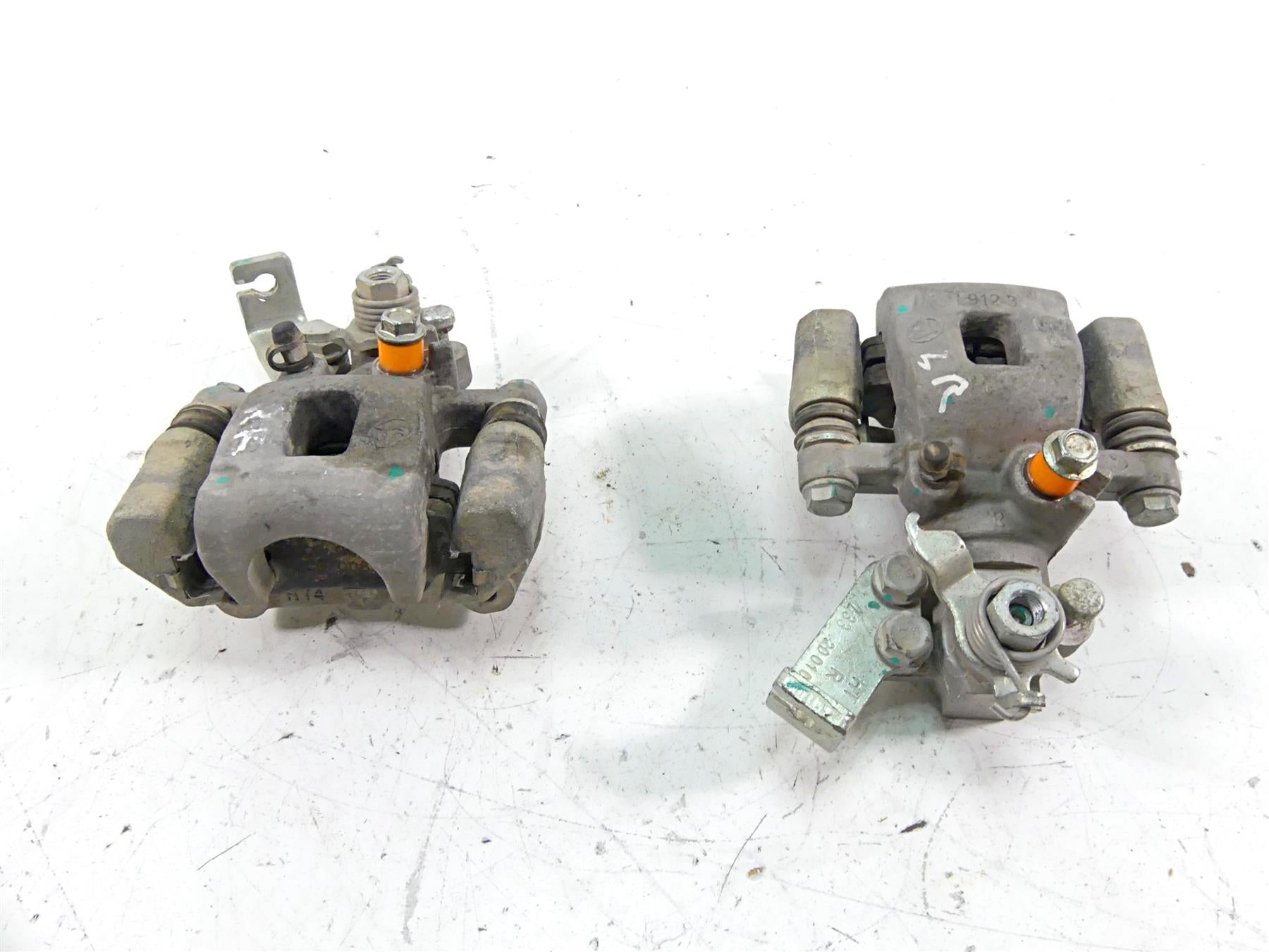 2021 CFMoto Zforce 950 Sport Rear Brake Caliper Set 9AWA-081100 5BY0-081060 {{ shop.shopifyCountryName }} - Mototech271